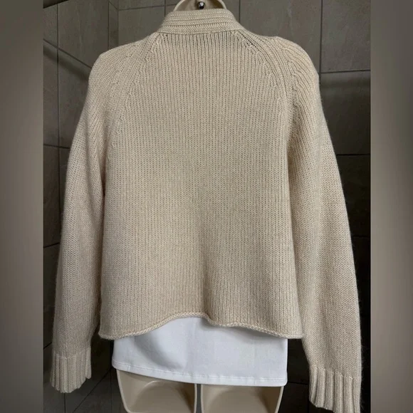 EUC Theory cashmere/merino wool blend cream colored sweater, size Smalll - Picture 3 of 8